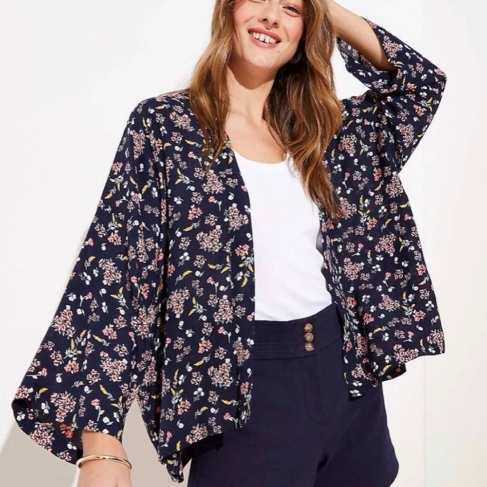 NWT Loft Floral Kimono Open Front Lightweight Navy Sz M/L